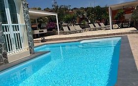 Casa Macken Con Piscina Climatizada Y Jacuzzi